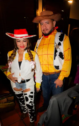 The party, photo 4 of 14
